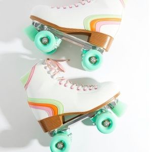 Brite Retro Skates - Mint Wheels